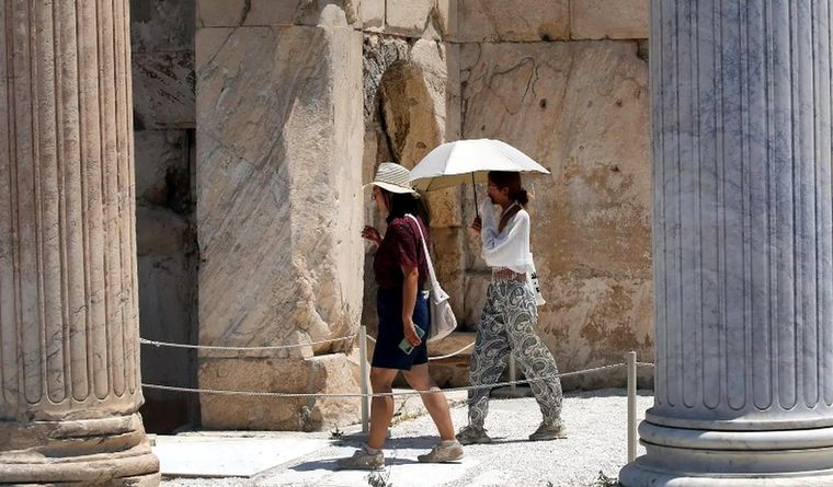 ola de calor Europa Grecia Grecia soporta, como toda Europa, una severa ola de calor. Foto: Efe.