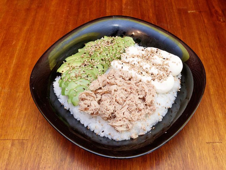 Una auténtica y deliciosa ensalada de sushi ¡la amamos!