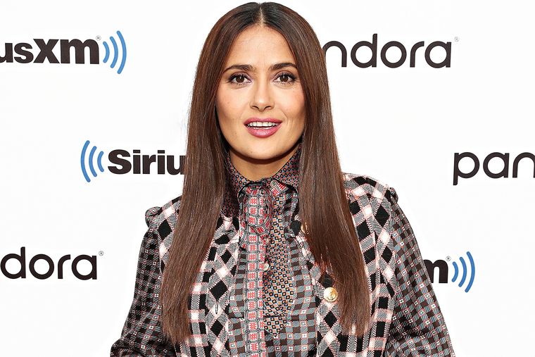 Salma Hayek, es conocida por su gran estilo y por lucir siempre impecable, elegante y chic. Foto: People