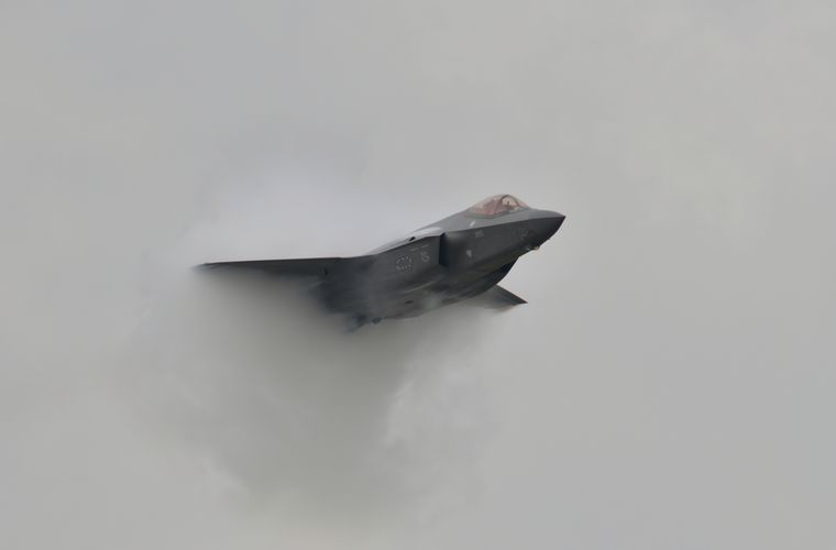 Cinco cazas F-35 estadounidenses aterrizaron en la base de Roosevelt Roads, en Ceiba, Puerto Rico.
