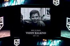 La NHL homenajeó al joven jugador durante sus partidos. Foto: NHL