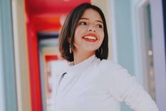 Ángela Aguilar y el look con cabello corto que la caracteriza.