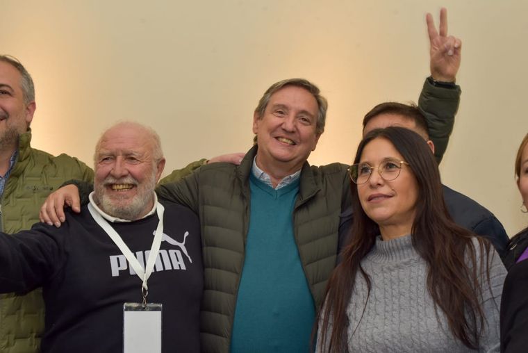 Congreso Partidario del PJ, con el presidente del partido, Emir Félix. Congreso Partidario del PJ, con el presidente del partido, Emir Félix.