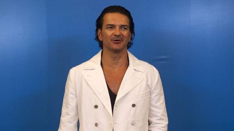 Ricardo Arjona, Hecho a la antigua Fuente: EFE
