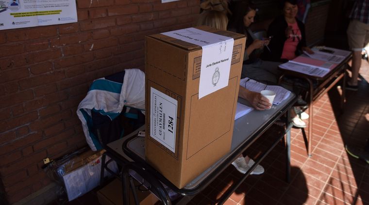 “El sufragio es universal, igual, secreto y obligatorio”, según la Constitución Nacional. Foto: Pachy Reynoso / MDZ