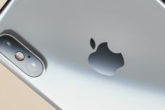Apple ha lanzado en el pasado actualizaciones de software que hacen más lentos sus modelos de iPhone anteriores.