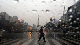 Según lo informó el Servicio Meteorológico Nacional, la lluvias se prevén para la zona de la Ciudad de Buenos Aires y el Conurbano bonaerense en horas de la tarde noche del martes.