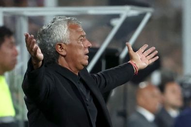 MDZol | Pipo Gorosito recibió una dura sanción de parte de la FPF. Foto: EFE