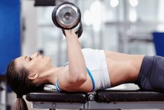 Los ejercicios para fortalecer el tren superior (Shutterstock).