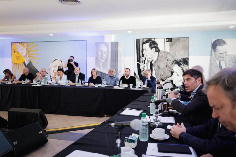 Kicillof presidió su primer reunión del PJ. Solo estuvieron los afines, que son mayoría. Kicillof presidió su primer reunión del PJ. Solo estuvieron los afines, que son mayoría.