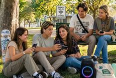 Redes sociales, videojuegos y streamers impulsaron una nueva forma de hablar entre adolescentes que muchos adultos todavía no logran entender.
