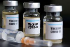 Ya se ha dicho que cuando se cuente con una vacuna efectiva, no habrá suficientes dosis para todos.