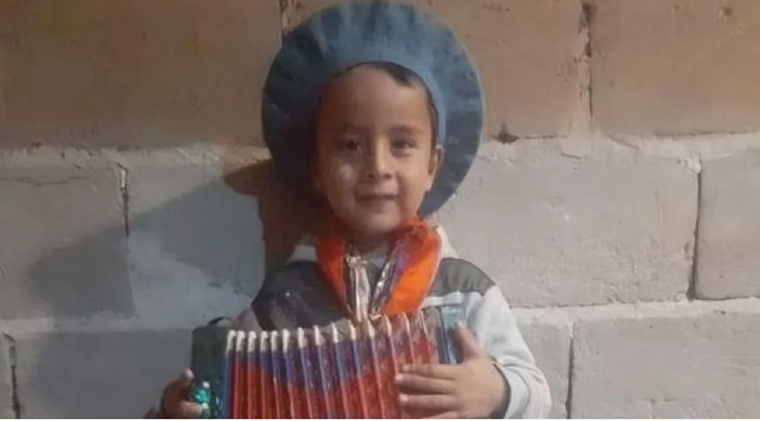 Los rastrillajes se llevaron a cabo en cuatro lagunas cercanas a la zona donde el menor desapareció.  Foto: NA