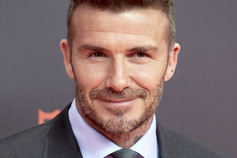 David Beckham desempolvó sus dotes de modelo, que heredó a su hijo Brooklyn, que es modelo masculino, y aceptó una propuesta de la marca de relojes Tudor. Foto: SheKnows - https://www.sheknows.com/wp-content/uploads/2017/07/david-beckham-1.jpg
