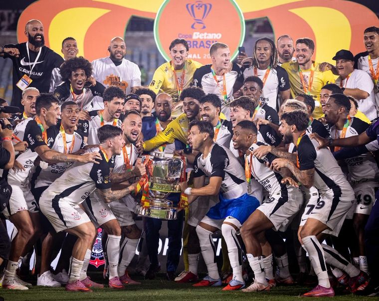 El Corinthians celebra el título.&nbsp;