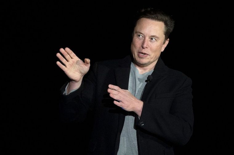Musk le confirmó al Pentágono que no puede seguir financiando los satélites para abastecer a Ucrania Foto: Los Angeles Magazine