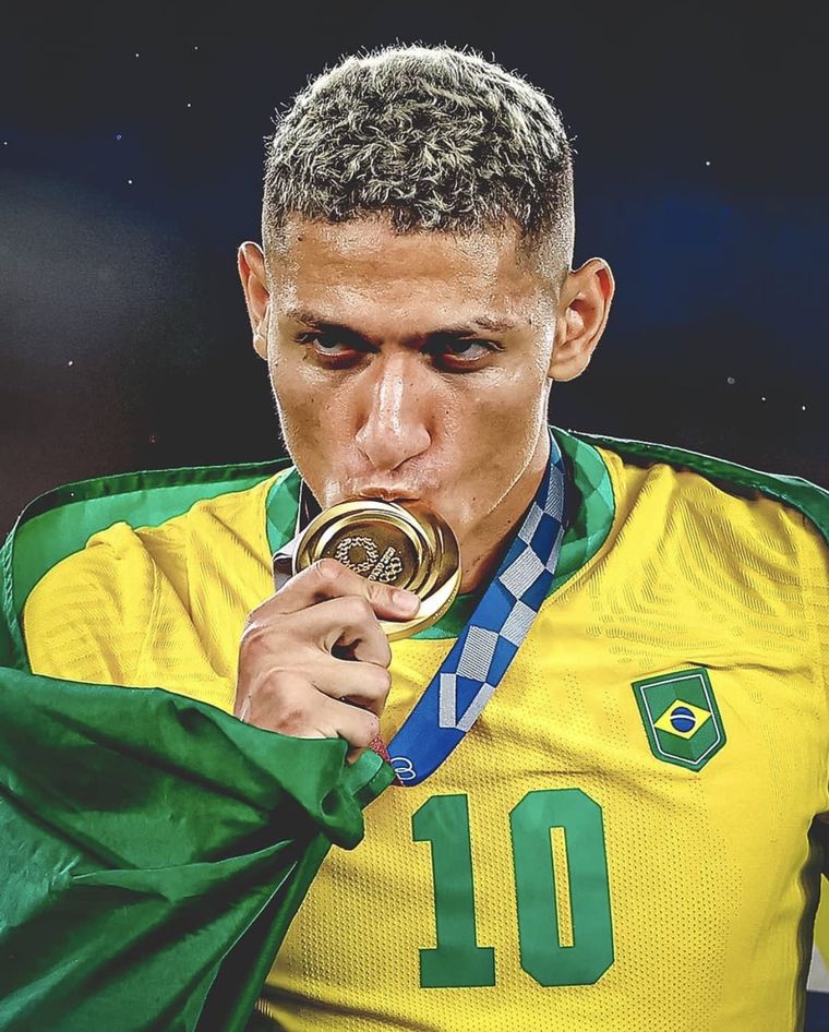 Richarlison fue picante y recibió un sinfín de reacciones. Foto: Tw @pldadepressao