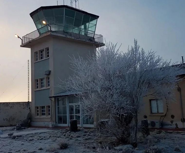 Un pronosticador del Servicio Meteorológico Nacional (SMN) registró el fenómeno en Puerto Santa Cruz Foto: Instagram @_jungonzalez