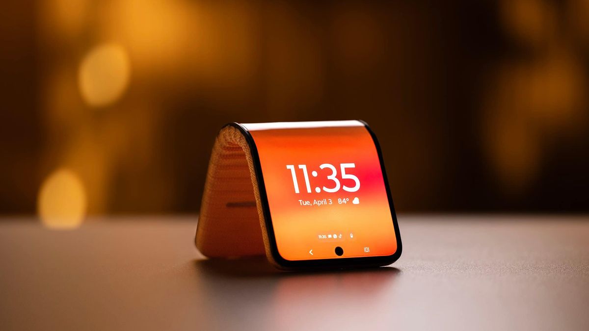 ¿Qué sucedió con el teléfono plegable Motorola que se adaptaba a tu muñeca?