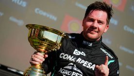 llaver arraso en neuquen: doble triunfo, pole y liderazgo total del campeonato llaver arraso en neuquen: doble triunfo, pole y liderazgo total del campeonato