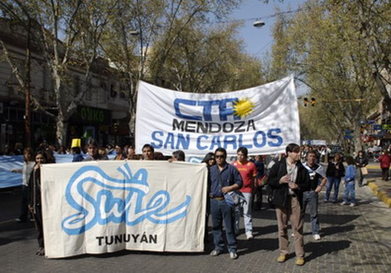 El miércoles el gremio docente hará paro. Foto: Nacho Gaffuri / MDZ