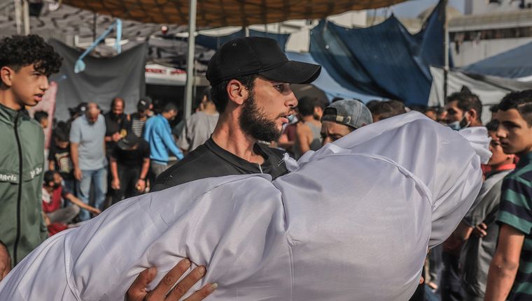 Siguen muriendo menores de edad en Gaza. Foto: DPA