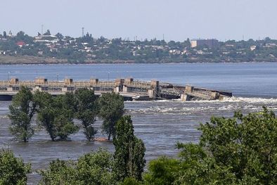 MDZol | La represa de Kajovka sufrió daños severos y terminó por colapsar el 6 de junio. Foto: REUTERS