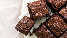 Seis estudiantes de una escuela de Toledo, Córdoba, requirieron atención médica tras consumir brownies con marihuana. Seis estudiantes de una escuela de Toledo, Córdoba, requirieron atención médica tras consumir brownies con marihuana.