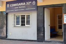 estaba reparando el techo, se cayo a la casa de su vecino y murio