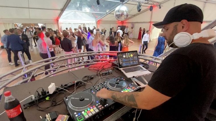 Hay una generación de alemanes que jamás ha visto otro líder que no sea Merkel.