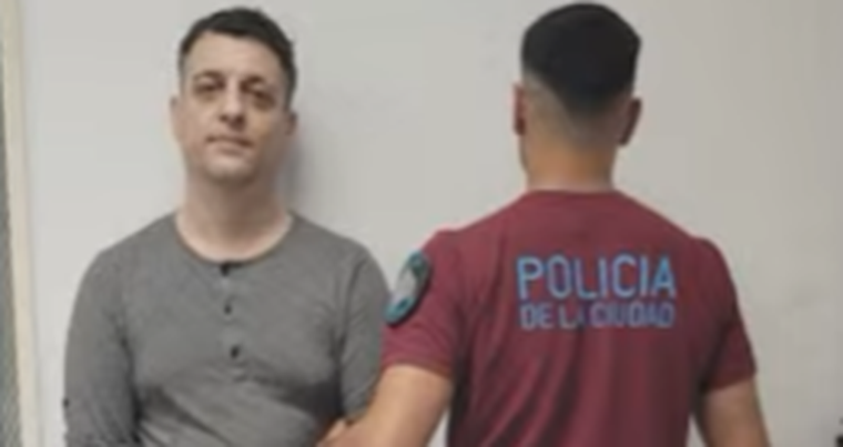 García Gómez está imputado por el delito de “privación ilegítima de la libertad”. García Gómez está imputado por el delito de “privación ilegítima de la libertad”.