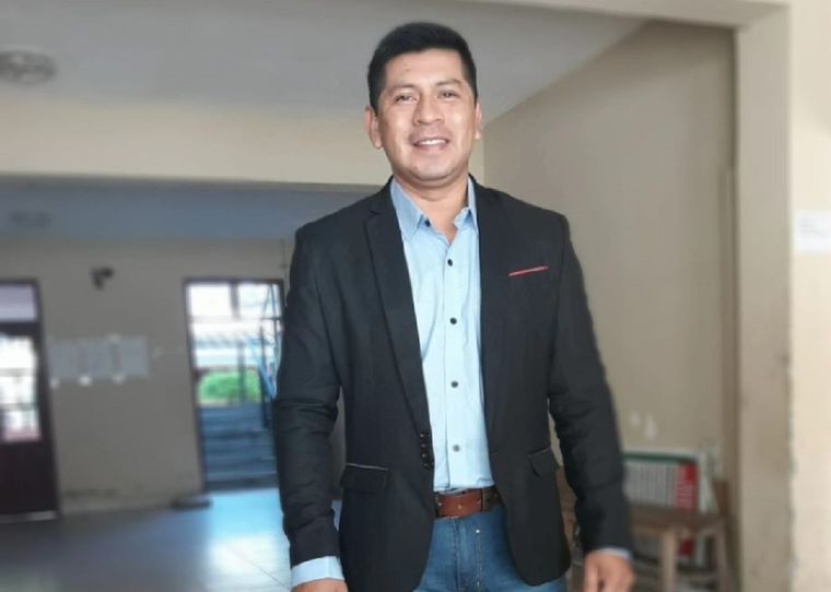 Moisés Merides ya había presentado su candidatura a concejal. Foto: Cuarto Poder