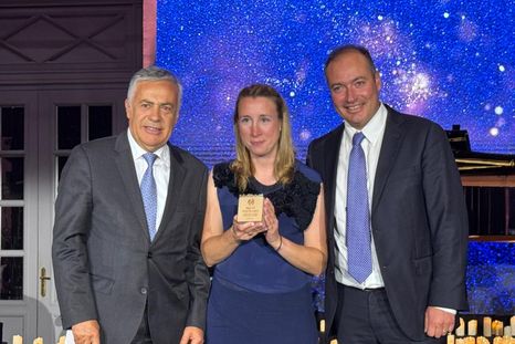 Alfredo Cornejo junto a Noelia Rinaudo y el CEO de Doña Paula, Mauricio Palacios
