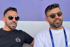Carlitos y el Kun se juntaron en Estambul. Foto: @aguerosergiokun