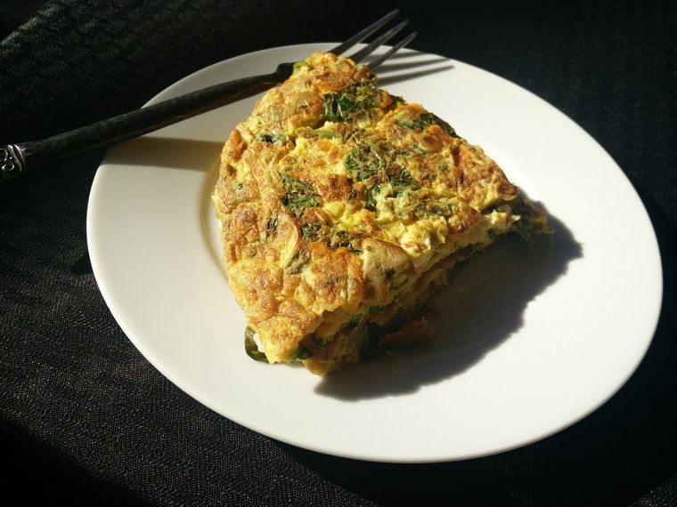 Tortilla de espinaca Una receta simple y deliciosa para hacer en minutos. Foto: Ph. Pixabay