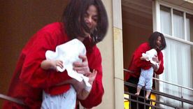 Blanket Jackson estuvo en boca de todos desde muy pequeño por la alocada e irresponsable forma que lo quiso presentar su padre.