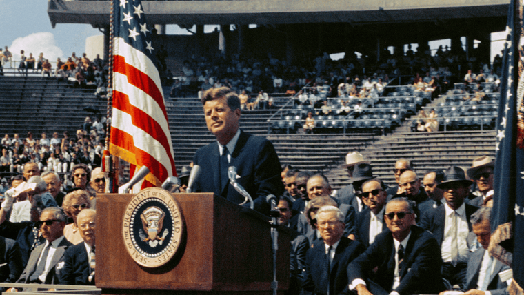 El presidente John F. Kennedy recibió un disparo durante una visita a Dallas, Texas, en noviembre de 1963.