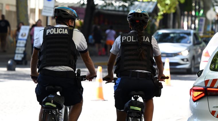 La Unidad Ciclística de Acción Rápida (UCAR) fue clave para detener al delincuente Foto: ALF PONCE MERCADO / MDZ