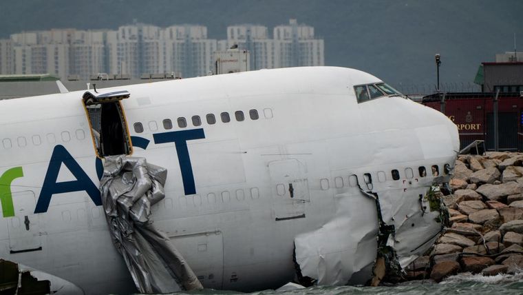 “El avión contaba con autorización para aterrizar y no se reportaron anomalías técnicas previas”, señalaron desde la Autoridad de Investigación de Accidentes Aéreos.