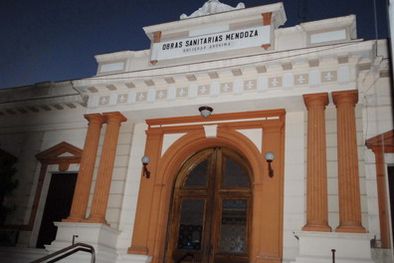MDZol | Obras Sanitarias en la mira. Foto: Archivo/MDZ