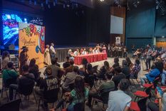 Una imagen de la conferencia de prensa que encabezó la ministra Vicario. Foto: Gobierno de Mendoza