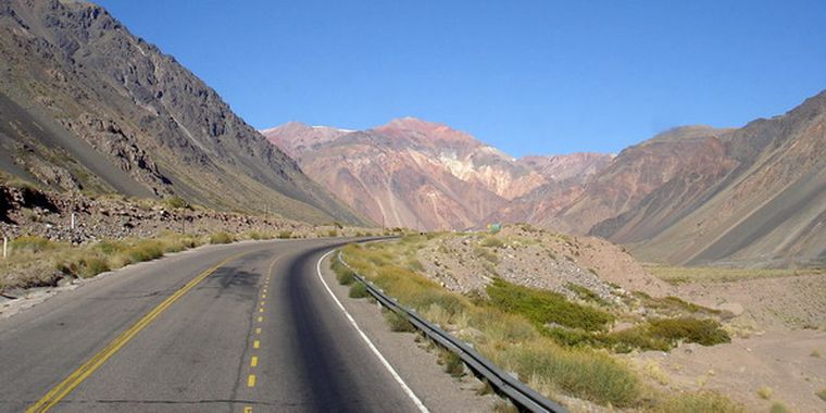 El buen estado del tiempo permitió que se normalizara el tránsito internacional en alta montaña.