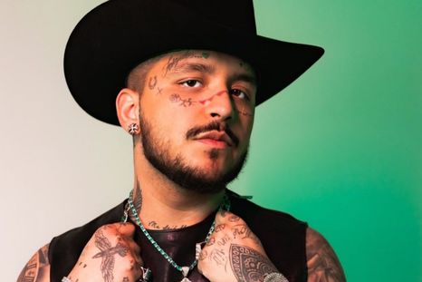 Christian Nodal reveló cuando nacerá la hija que esperan con Cazzu.