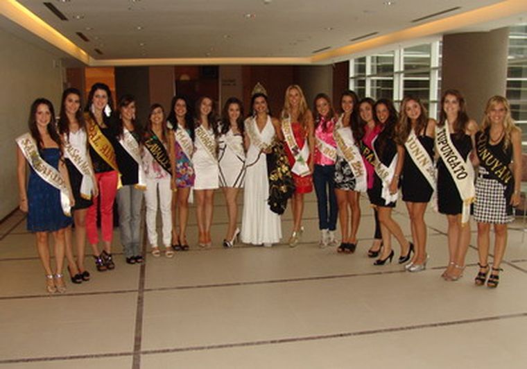 Las candidatas departamentales en su primera actividad juntas. Foto: Federico Croce/MDZ