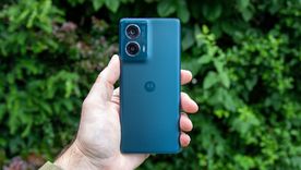 Un celular con características premium que está de oferta.&nbsp;