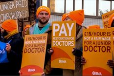 La huelga de los médicos ingleses duró más de un año. Foto: Efe.