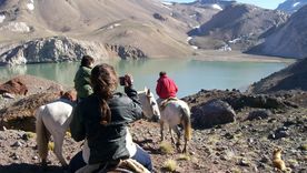 Hacer una salida de fin de semana dentro de la provincia requiere sacar algunas cuentas previamente. En esta nota te contamos como manejan su economía los mendocinos para disfrutar un poco de relax. Hacer una salida de fin de semana dentro de la provincia requiere sacar algunas cuentas previamente. En esta nota te contamos como manejan su economía los mendocinos para disfrutar un poco de relax.