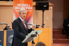 José Antonio Kast participó en la VII Cumbre Transatlántica por la Libertad de Expresión junto a líderes políticos de Europa y América.