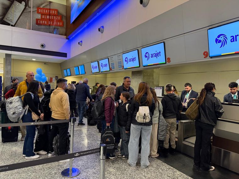El primer vuelo directo de Mendoza a Punta Cana fue completo. El primer vuelo directo de Mendoza a Punta Cana fue completo.