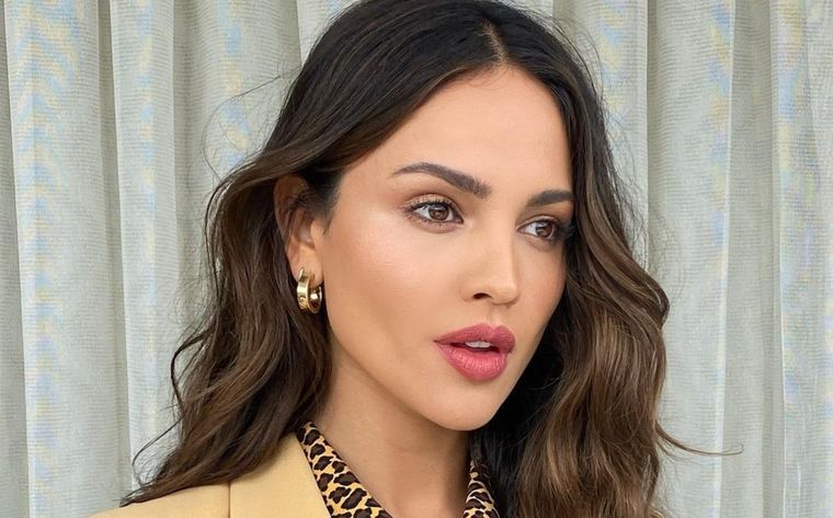 Mantén la respiración antes de ver la bellísima foto de Eiza Gónzalez con un nuevo color de cabello Eiza González Foto: Instagram